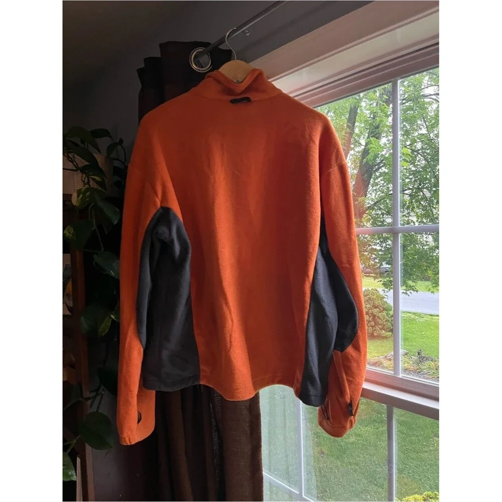 Columbia lightweight fleece
